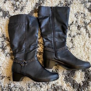 Easy Street Harness Boots